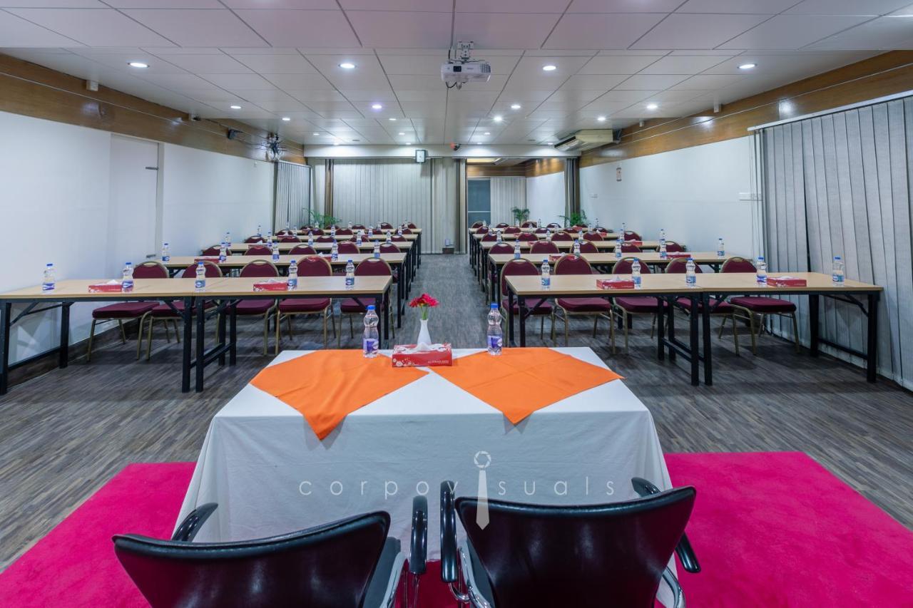 Sel Nibash Hotel & Serviced Apartments Dhaka Bagian luar foto